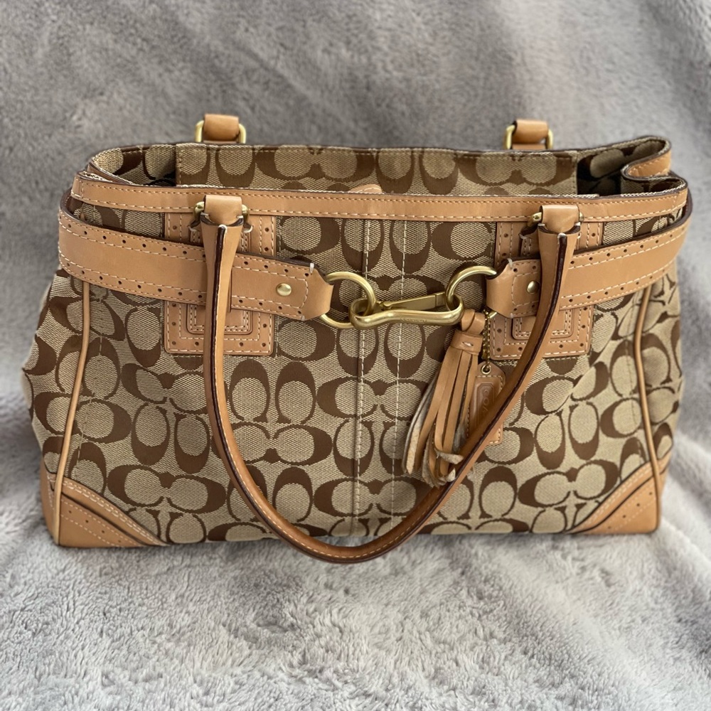 Coach signature handbag TAN